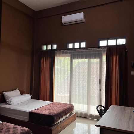Fullmoon Homestay Kuta  Ngoại thất bức ảnh