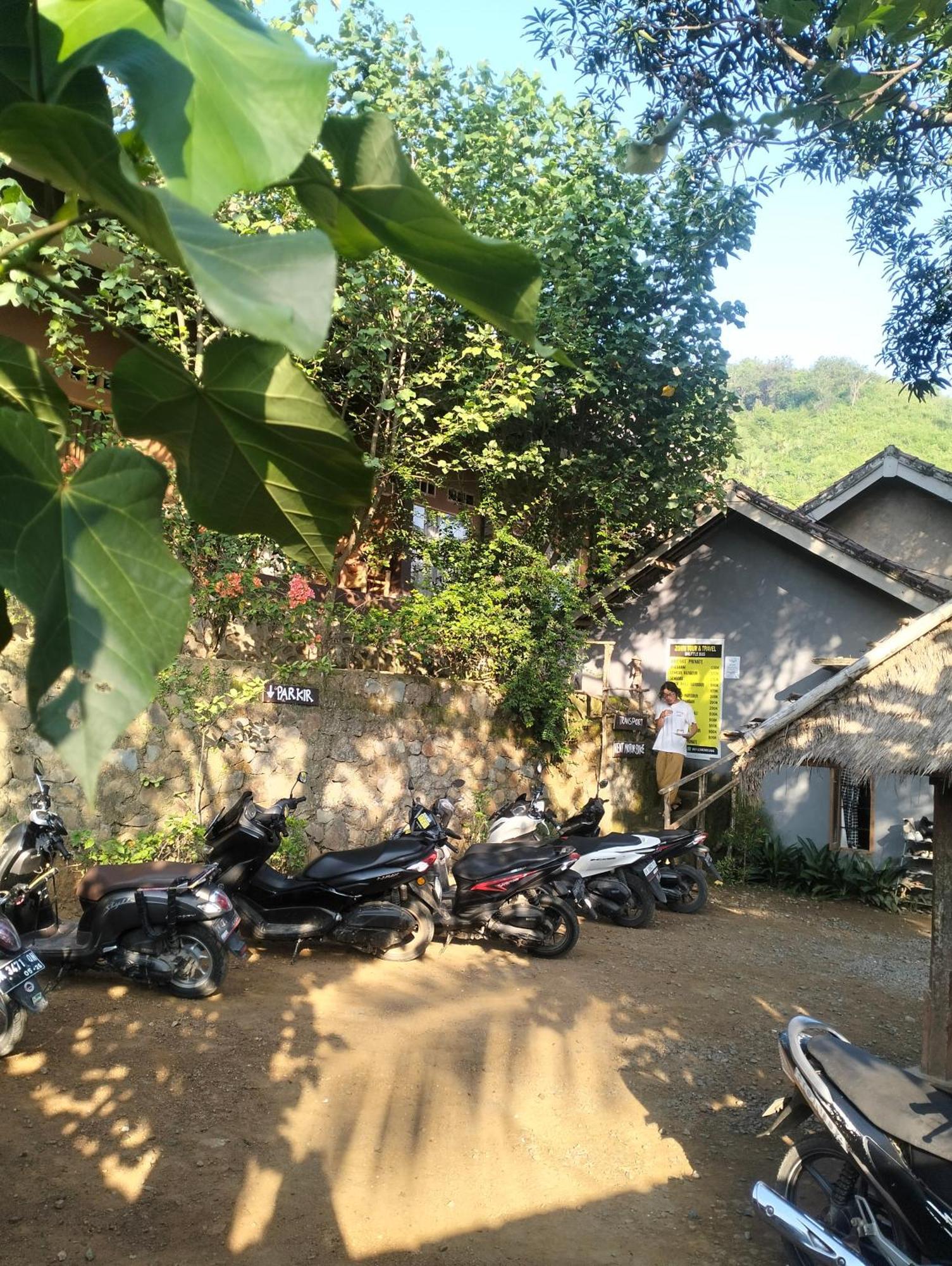 Fullmoon Homestay Kuta  Ngoại thất bức ảnh