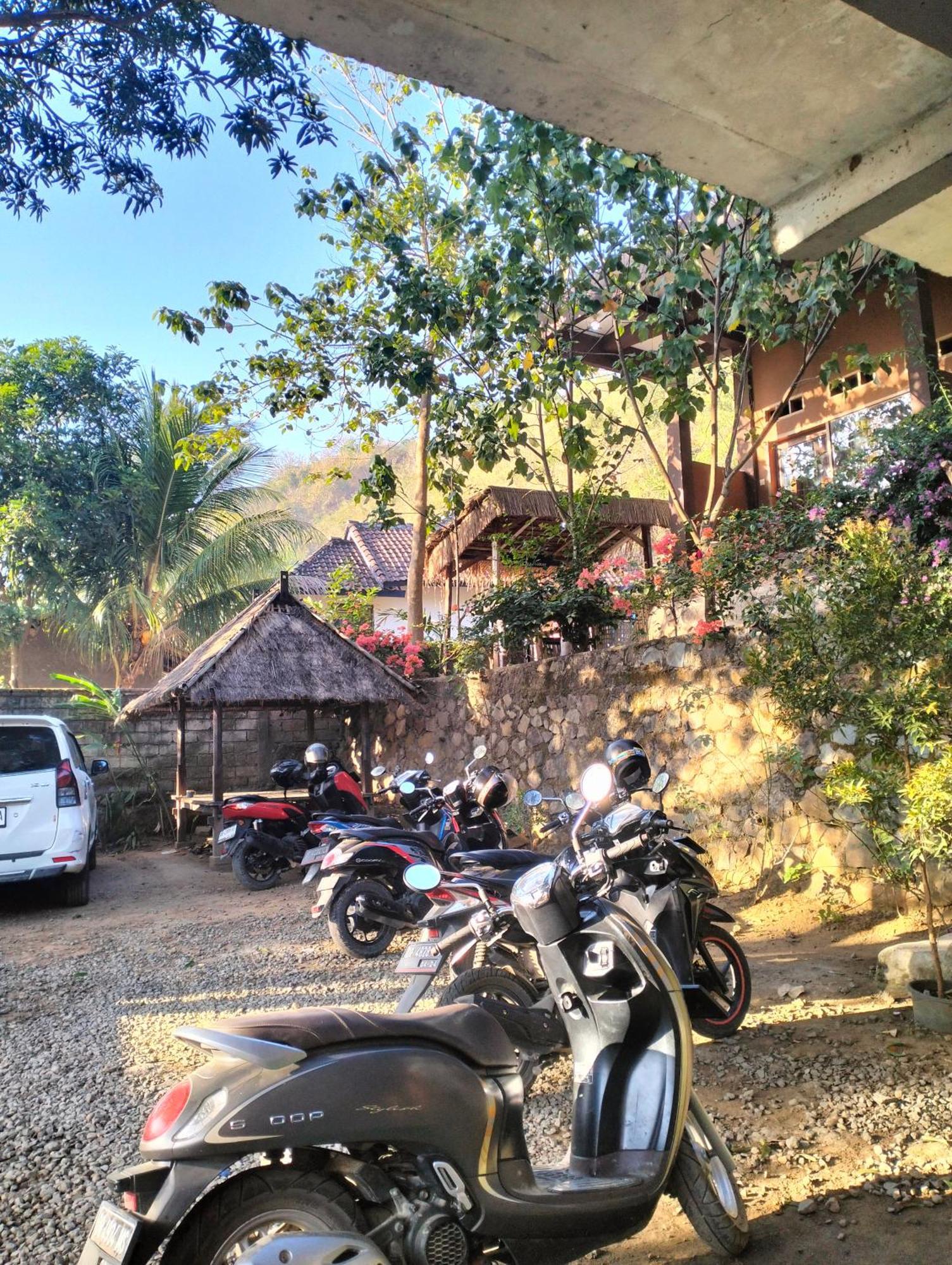 Fullmoon Homestay Kuta  Ngoại thất bức ảnh
