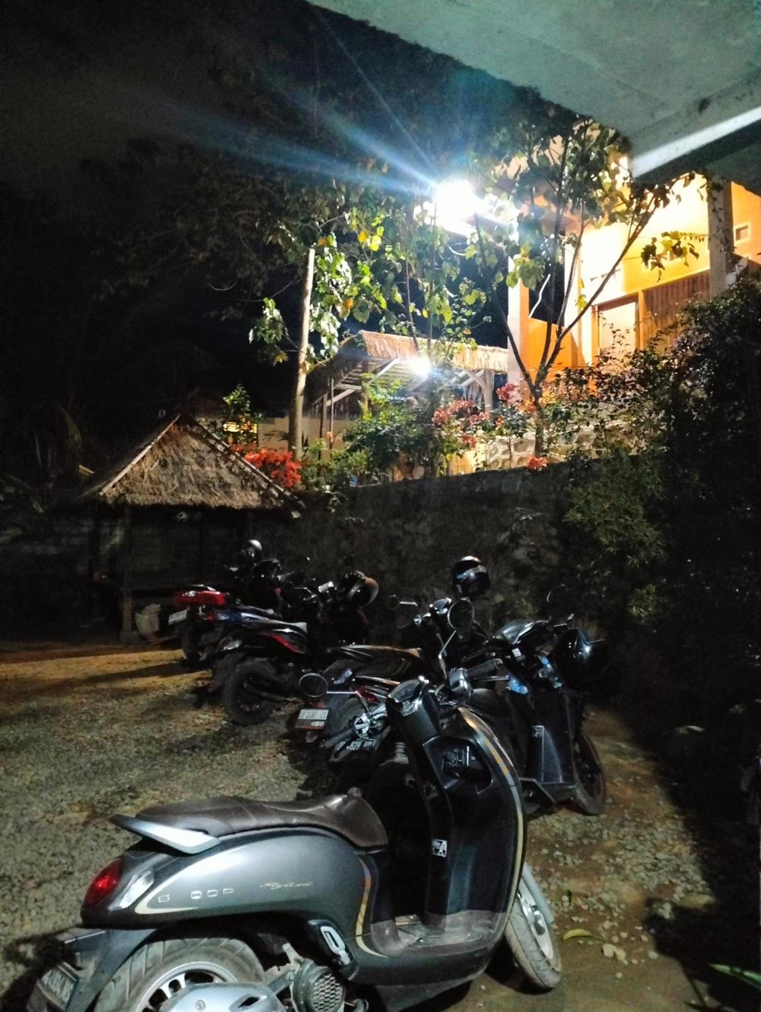 Fullmoon Homestay Kuta  Ngoại thất bức ảnh