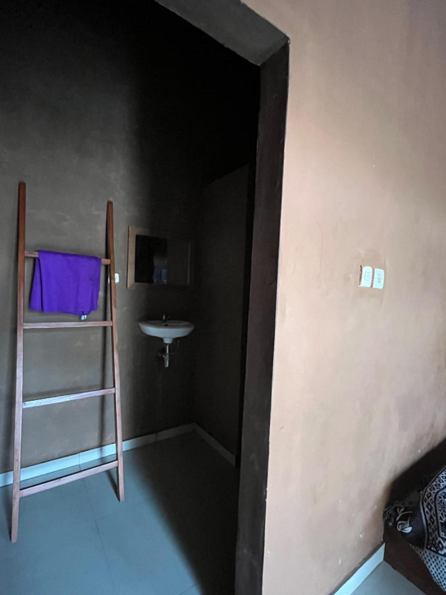 Fullmoon Homestay Kuta  Ngoại thất bức ảnh