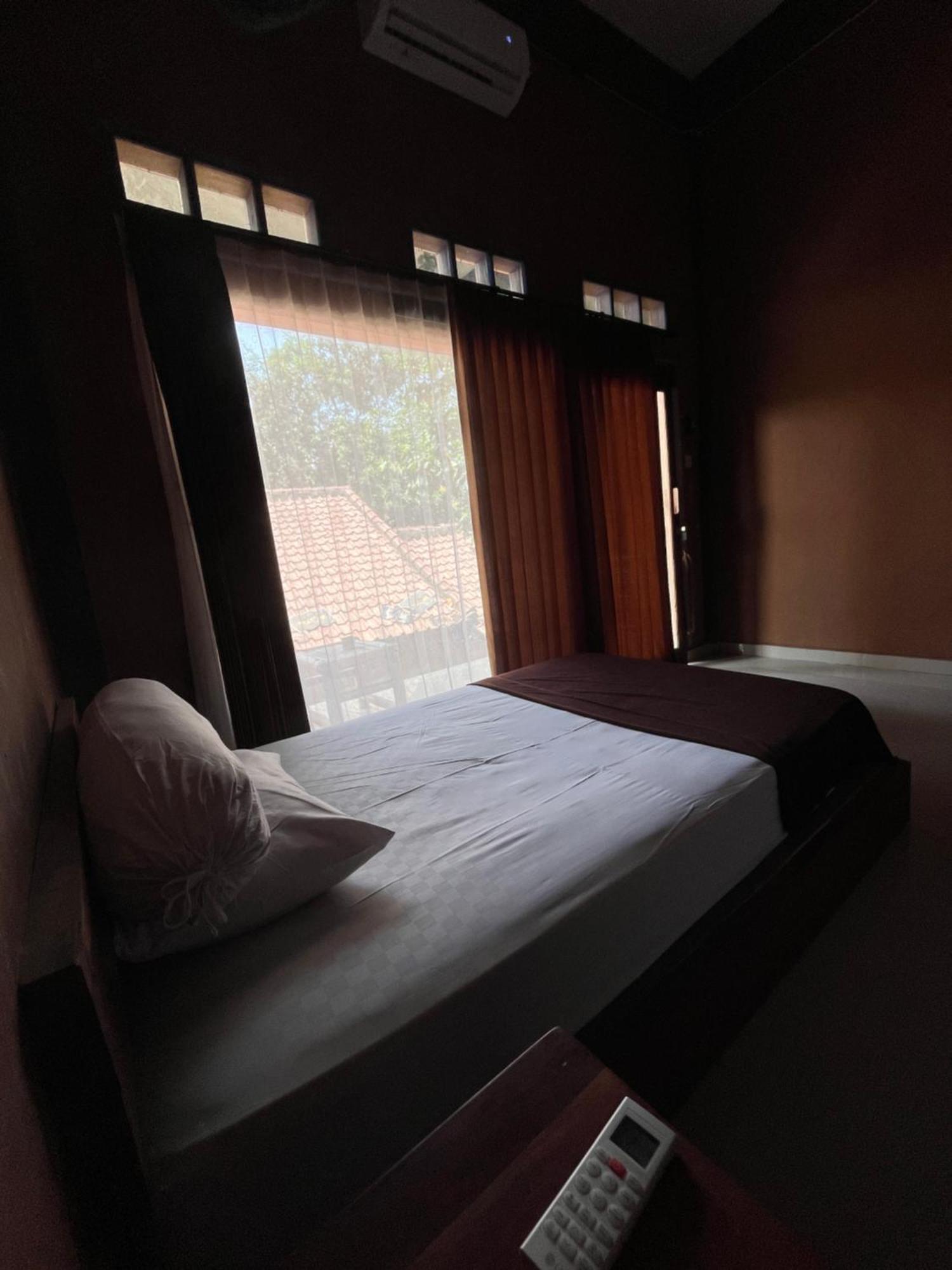 Fullmoon Homestay Kuta  Ngoại thất bức ảnh