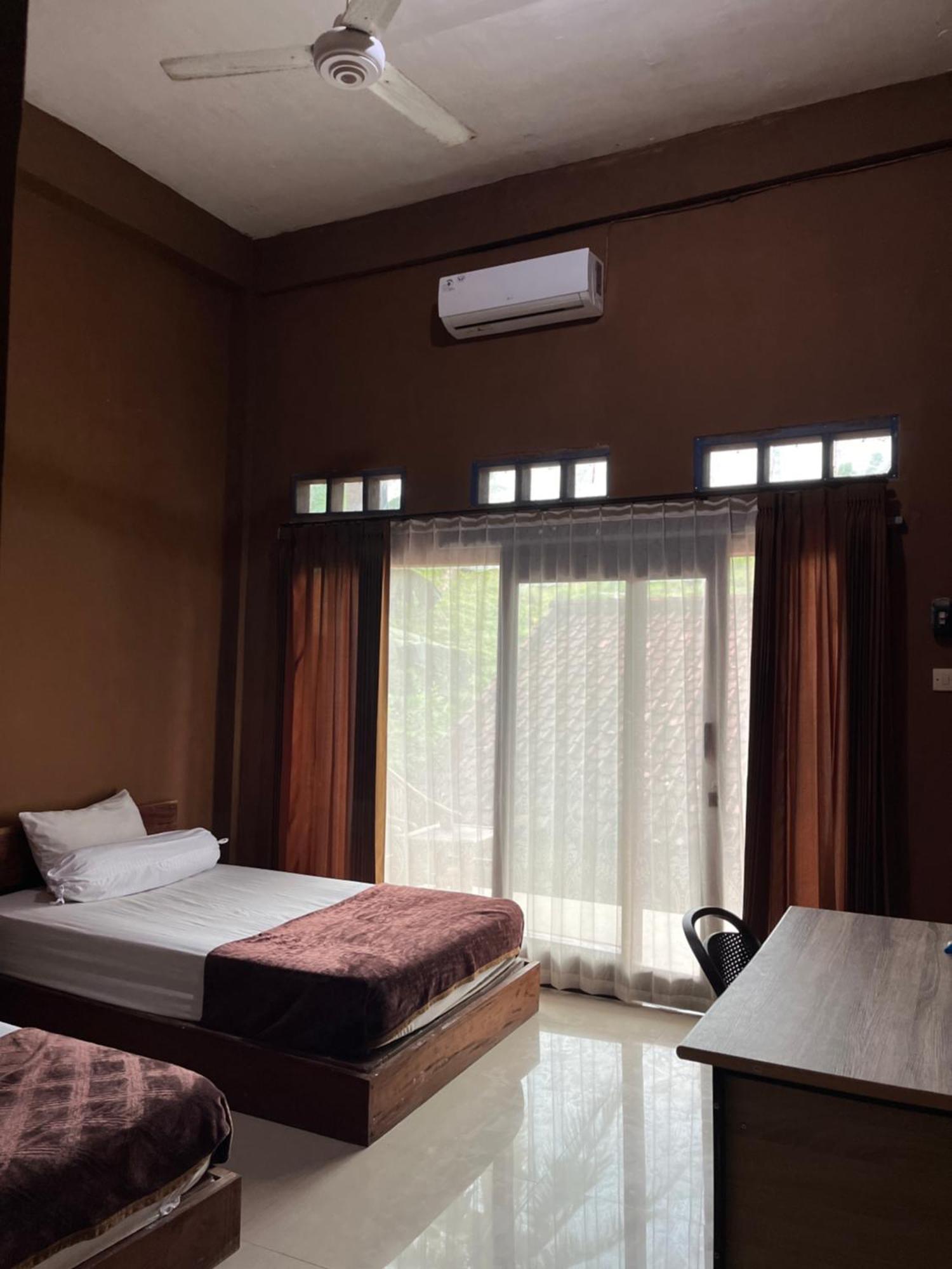 Fullmoon Homestay Kuta  Ngoại thất bức ảnh